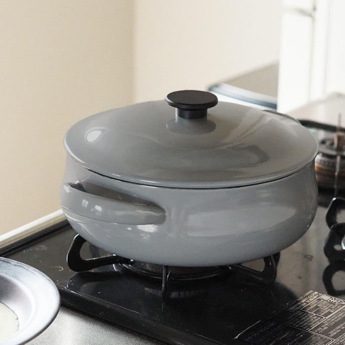 野田琺瑯×天一印　LUKE（ルーク） 浅型キャセロール 25cm　グレー