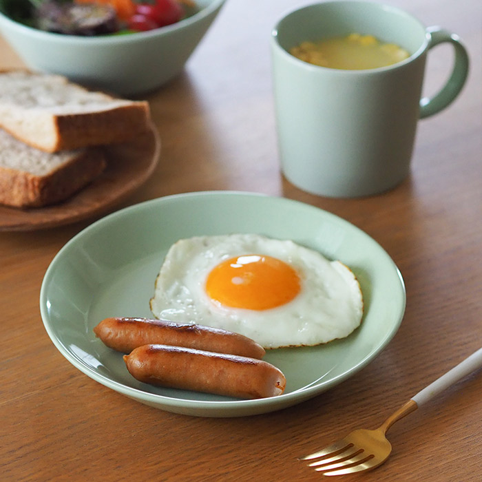 イッタラ　ティーマ　プレート　17cm　セージグリーン　/　iittala　TEEMA