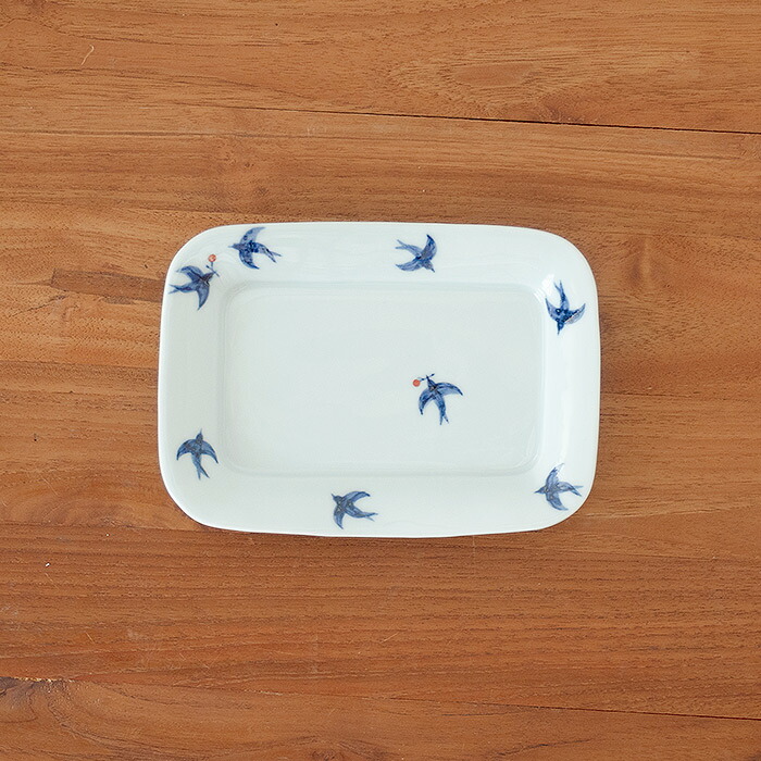日下華子 色絵 つばめ 長方角丸プレート