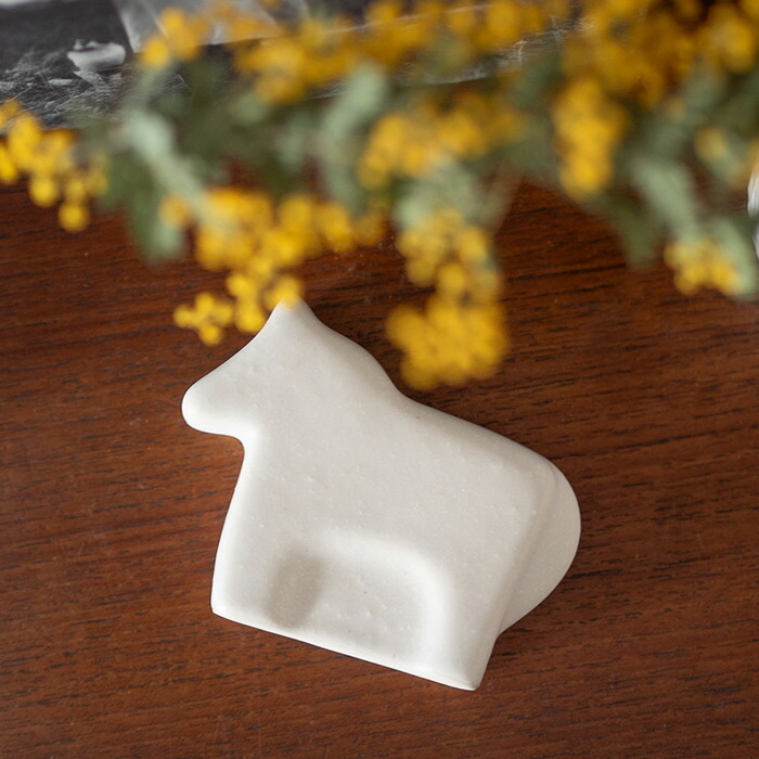 かもしか道具店　馬　白