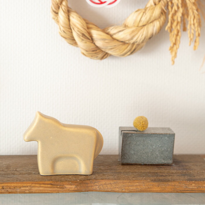 かもしか道具店 馬 ベージュ