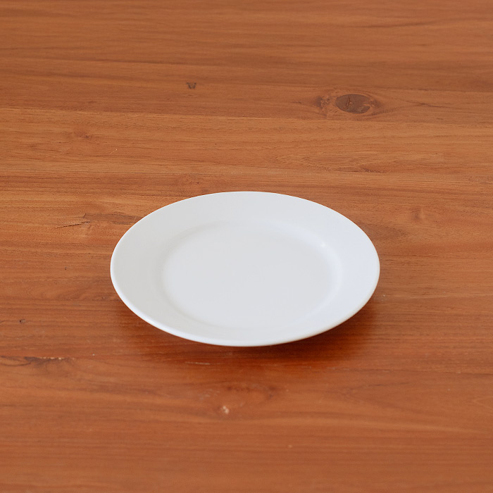 ピリヴィッツ　パリ　クラシック　プレート　18.5cm　P001　/　PILLIVUYT　Classic