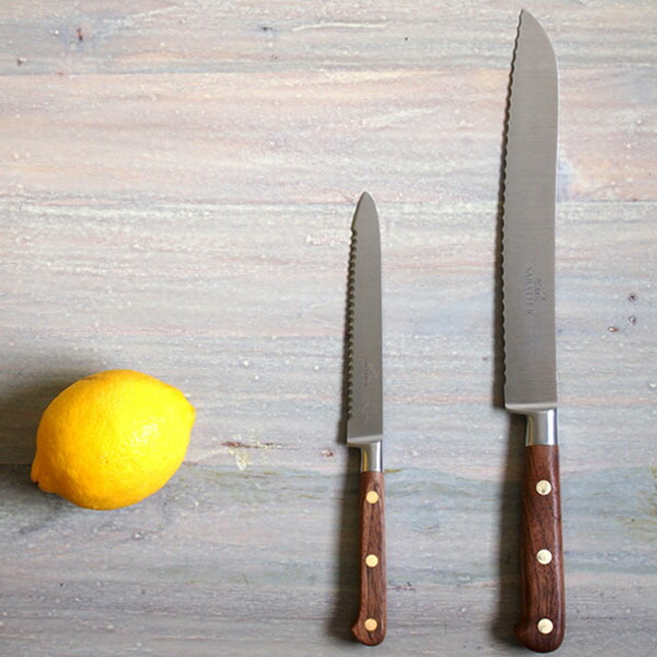 【在庫限りのスペシャルプライス】サバティエ　Perigord　パン切り包丁　20cm　ウォールナット　/　SABATIER