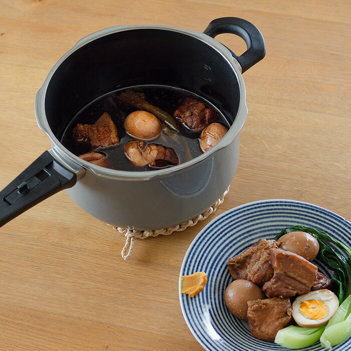 ヴェーエムエフ　フュージョンテック　ミネラル　圧力鍋　4.5L　プラチナム　/　WMF