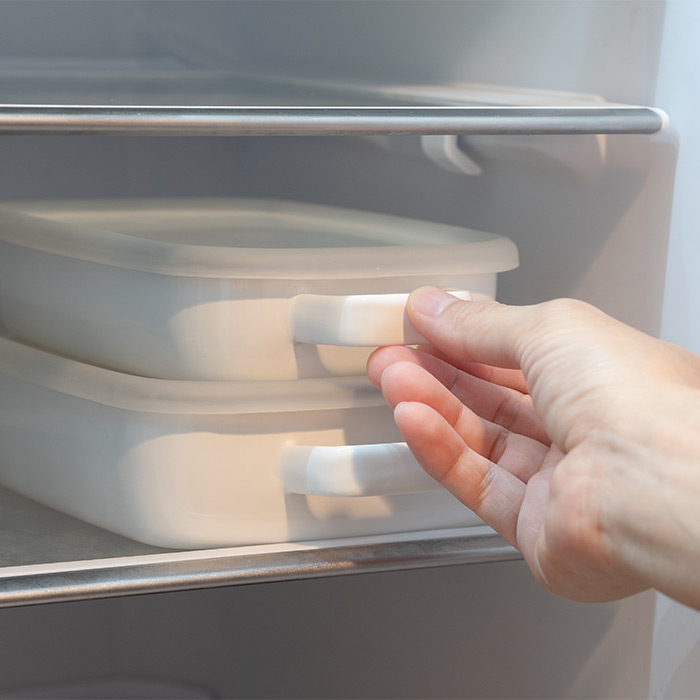 365methods　ホーローオーブンディッシュ　スクエア　ライトグレー×ネイビー