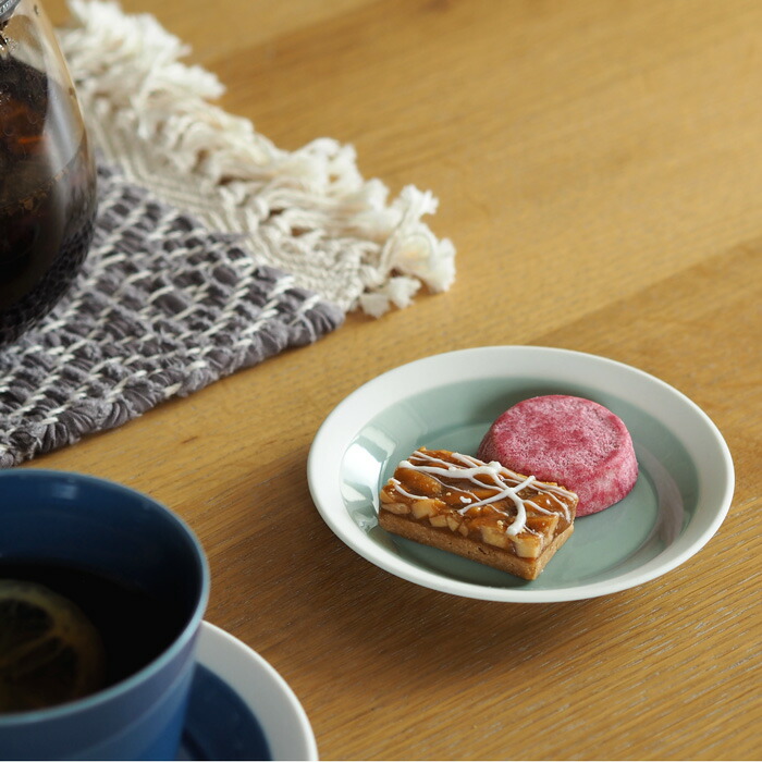 yumiko　iihoshi　porcelain　×　木村硝子店　dishes　110　plate　pistachio green　/　ディシィーズ　ピスタチオグリーン