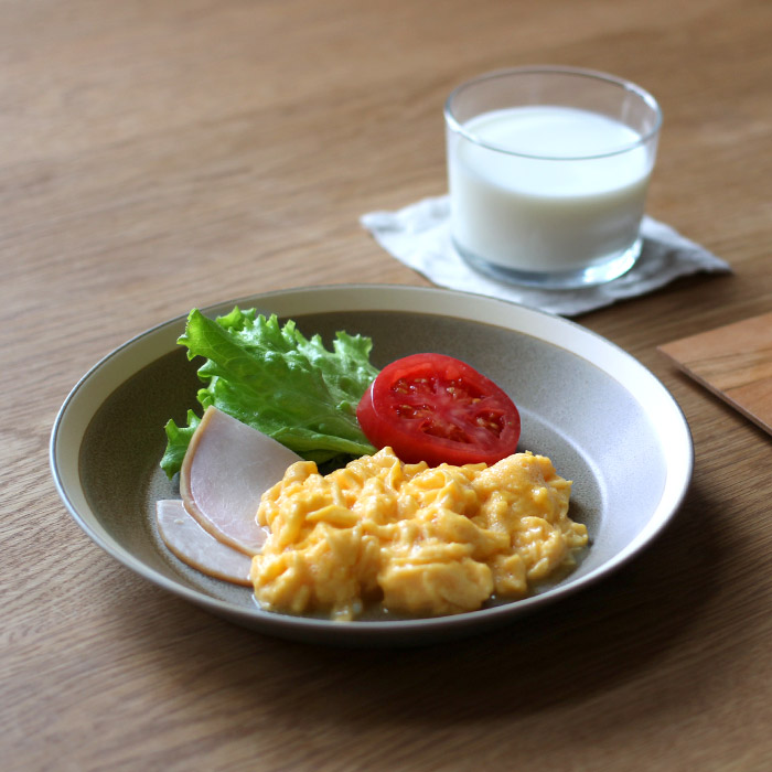 yumiko　iihoshi　porcelain　×　木村硝子店　dishes　200　plate　moss gray matte　/　ディシィーズ　モスグレー　マット