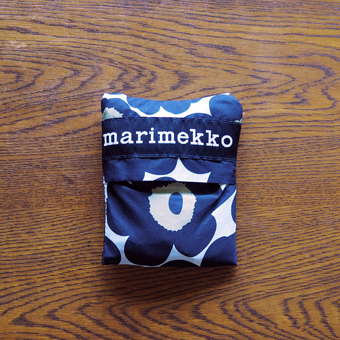 マリメッコ　スマートバッグ　ミニウニッコ　ブラック　/　marimekko　Mini-Unikko