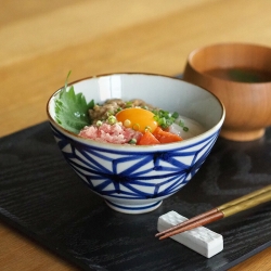  いろは 丼 麻の葉文 3