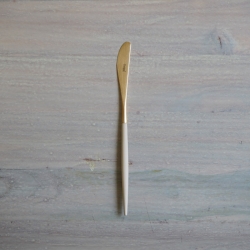 【23Wセール】【正規品】クチポール　ミオ・アイボリー　ゴールド　デザートナイフ　/　Cutipol　MIO-Ivory
