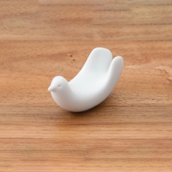 【単品】白山陶器　とり型　箸置　白磁　/　HAKUSAN